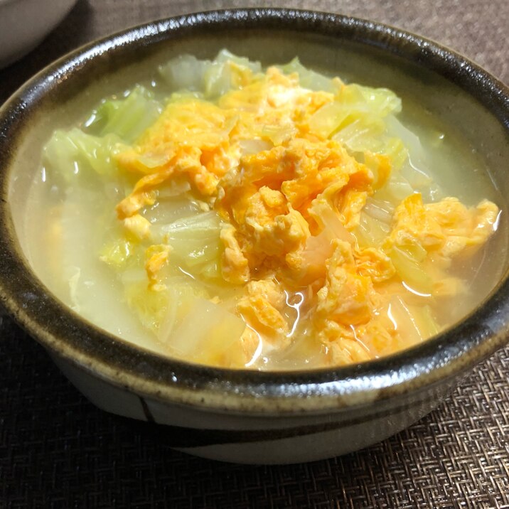材料３つで超簡単❤️白菜と卵のスープ